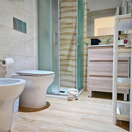 A Pirri, Via E. Toti. Cagliari. Rosas Rooms. Lejlighed
