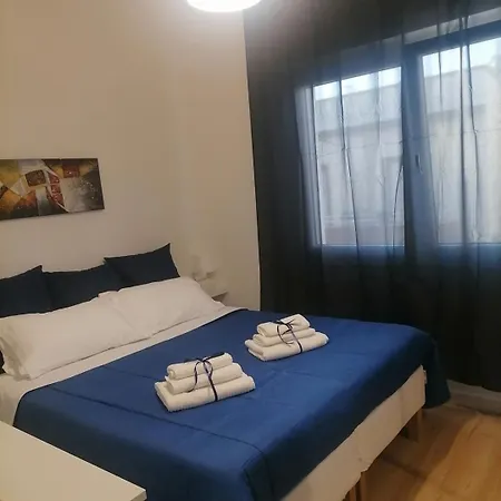 A Pirri, Via E. Toti. Cagliari. Rosas Rooms. Apartment *